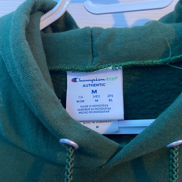 Champion Sweater - Picture 4 of 5